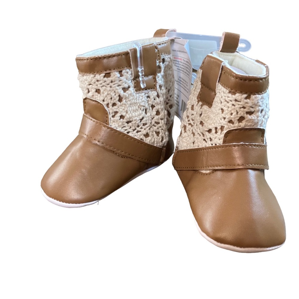 Luvable Friends crochet lace baby booties 6-12 months brown